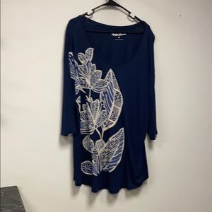 Lucky Brand navy leaf pattern tee size 3x